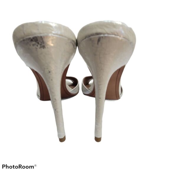 Bcbgmaxazria Dana‎ Crakle Patent Silver Stiletto Heels, SIZE 6 - Picture 9 of 10